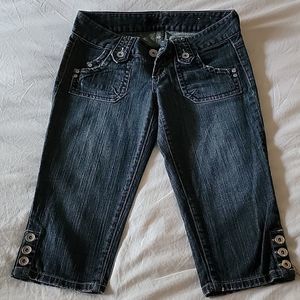 𝅺guess denim capris